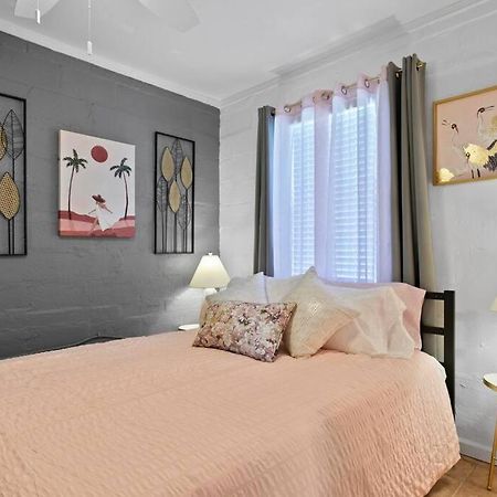 The Pink Oasis Waterfront 1 Bed Apt Διαμέρισμα Τάμπα Εξωτερικό φωτογραφία
