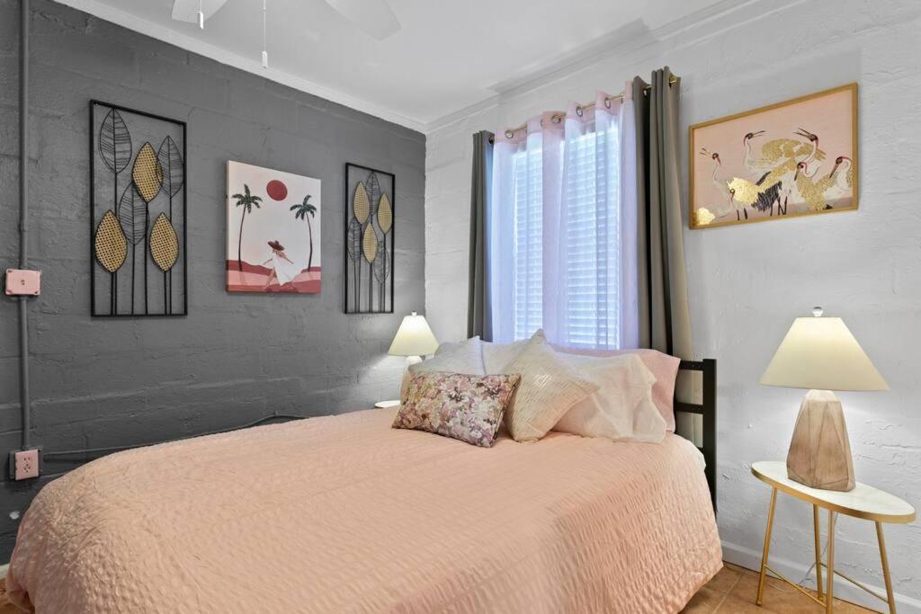 The Pink Oasis Waterfront 1 Bed Apt Διαμέρισμα Τάμπα Εξωτερικό φωτογραφία